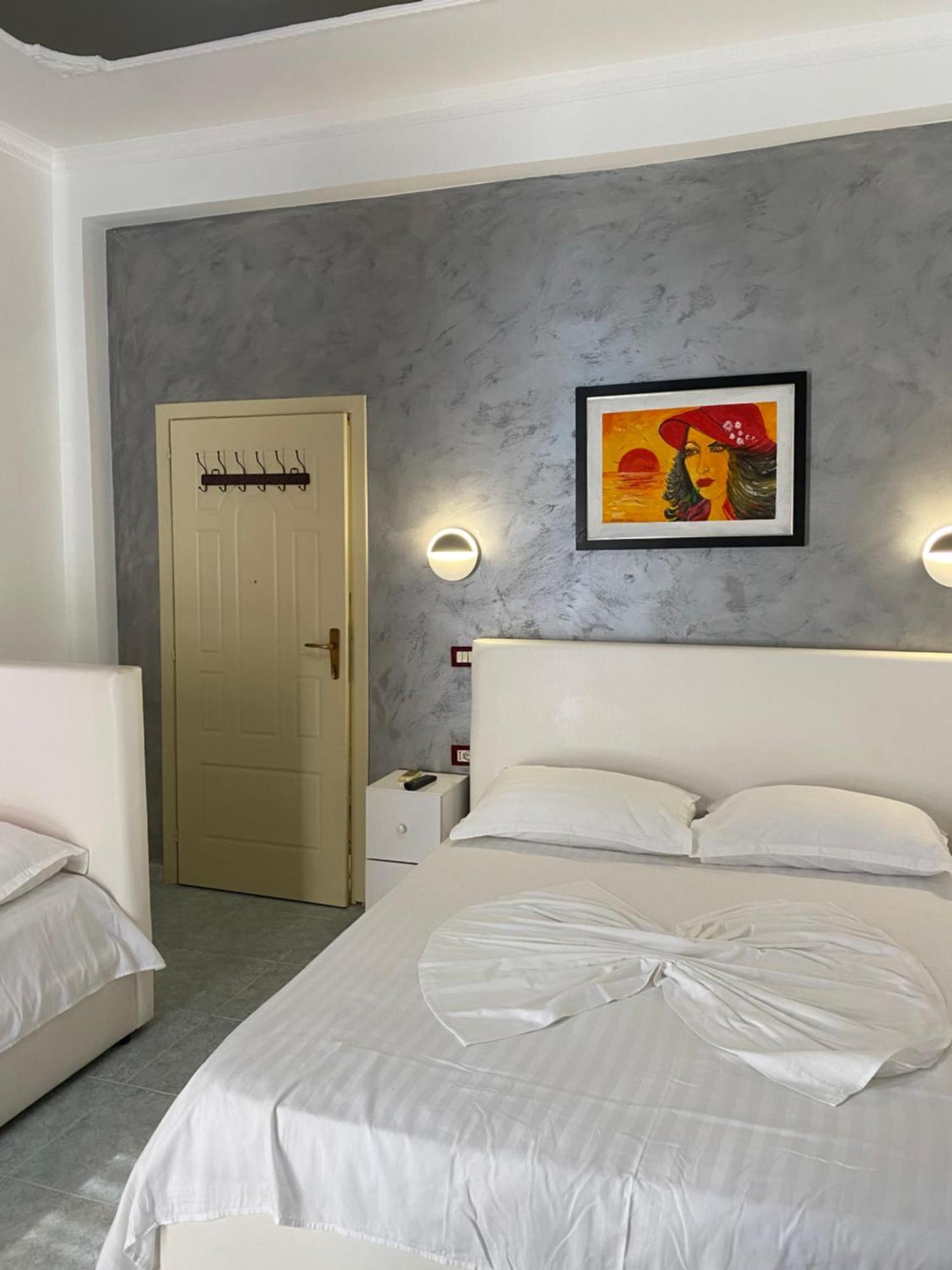Bliss Boutique Hotel Durres Exterior photo