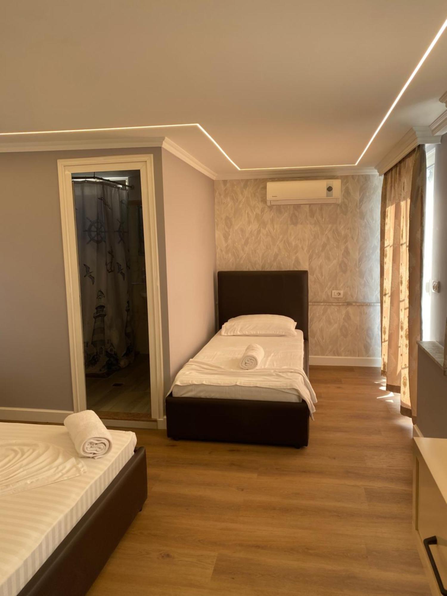 Bliss Boutique Hotel Durres Exterior photo