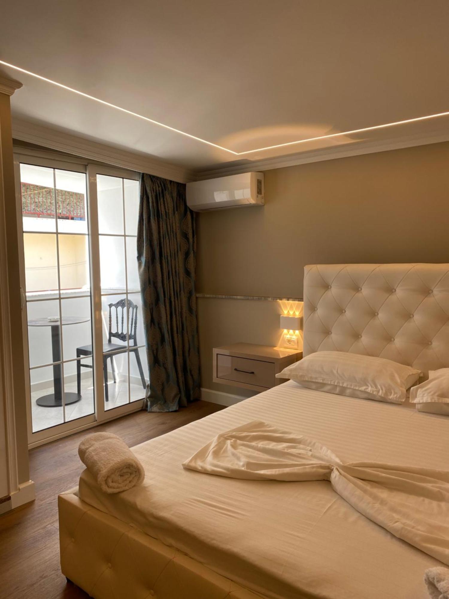 Bliss Boutique Hotel Durres Exterior photo